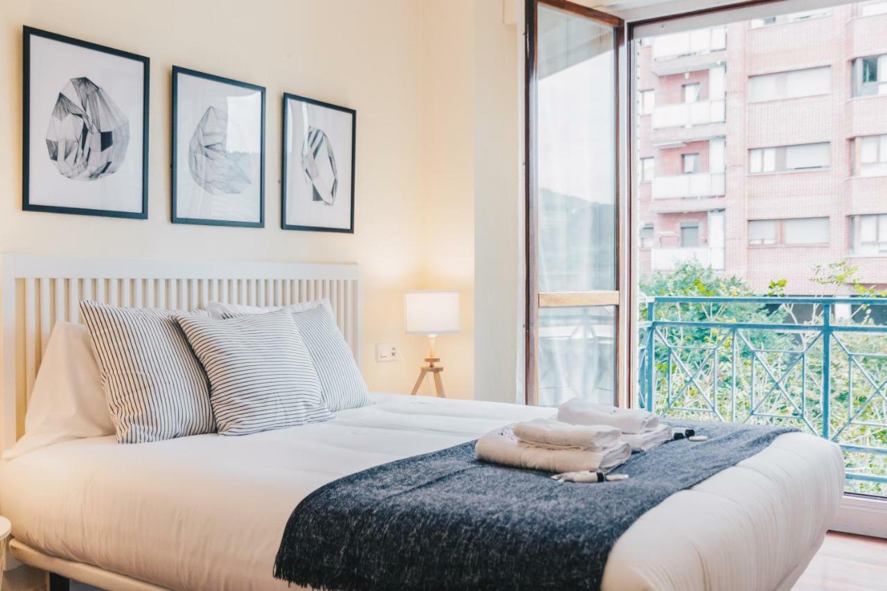 Sani Apartment By People Rentals Бильбао Экстерьер фото